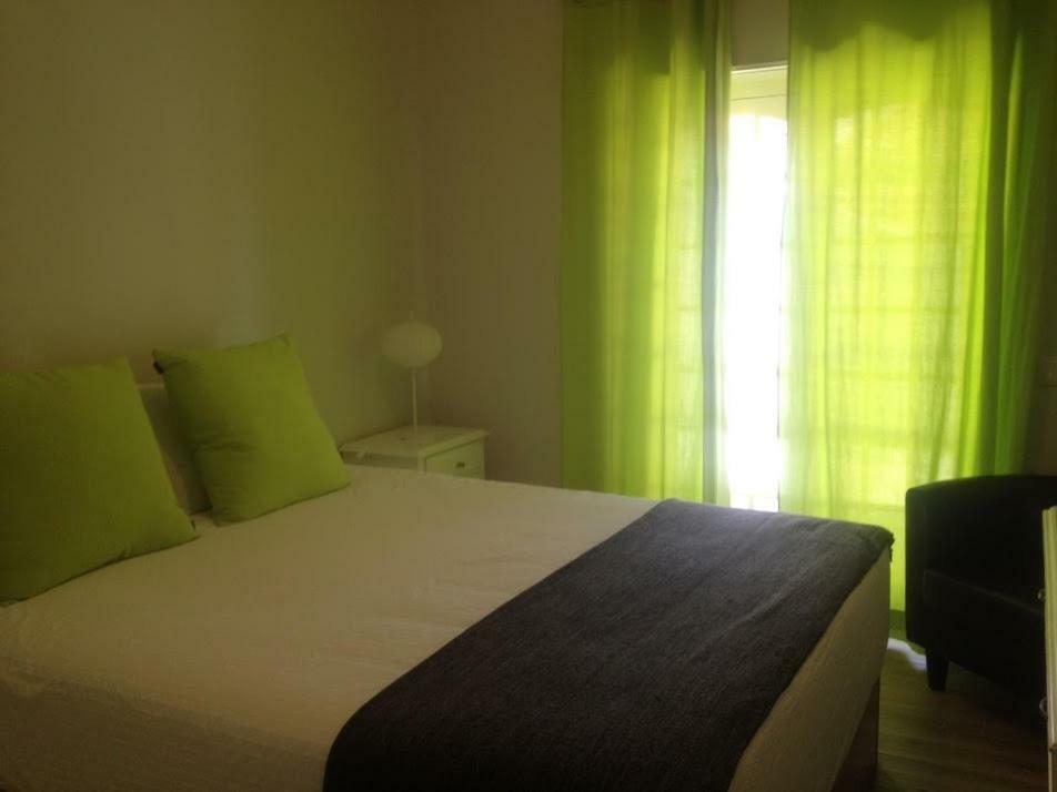 Casa Do Rochedo Apartment Рибамар Екстериор снимка