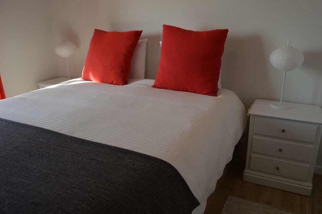 Casa Do Rochedo Apartment Рибамар Екстериор снимка