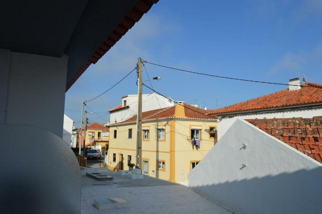 Casa Do Rochedo Apartment Рибамар Екстериор снимка