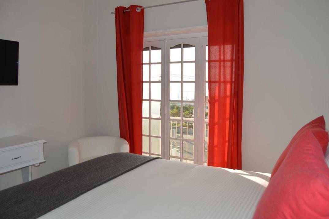 Casa Do Rochedo Apartment Рибамар Екстериор снимка