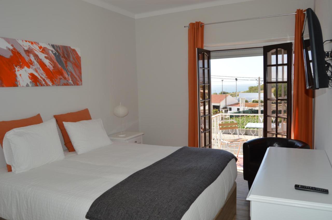 Casa Do Rochedo Apartment Рибамар Екстериор снимка
